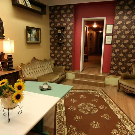 بيت شباب Oldhouse تالين