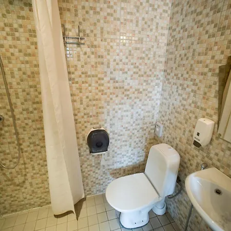 بيت شباب Oldhouse *